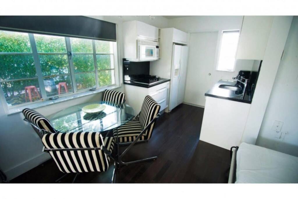 Lincoln Rd-Miami Beach Charming Vacation Studio And 2 Bedroom Apartments ภายนอก รูปภาพ